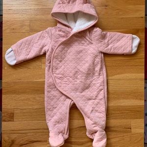 Carter’s 3 month winter suit (pink)